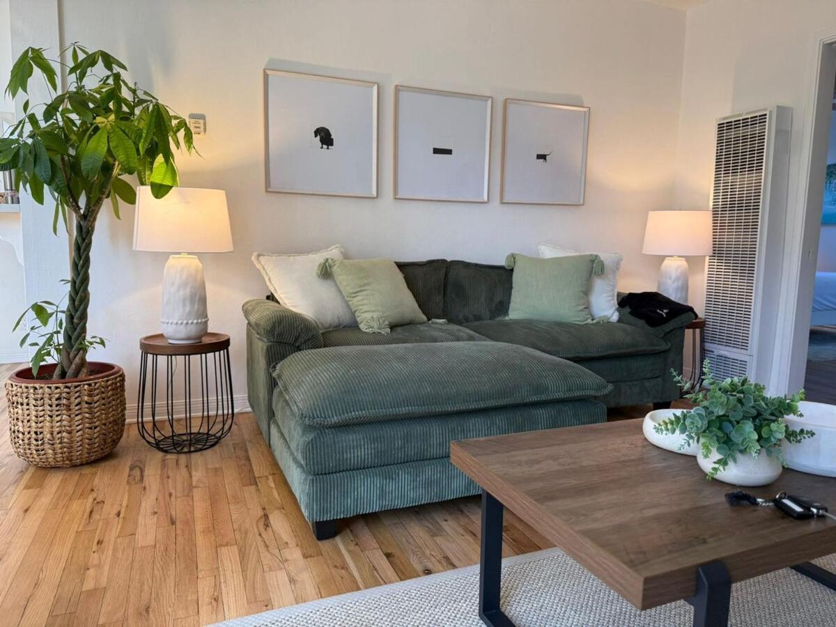 Stylish And Cozy 2br 1ba Getaway Near Lax - Lmu - Sofi - Beaches * Los Angeles